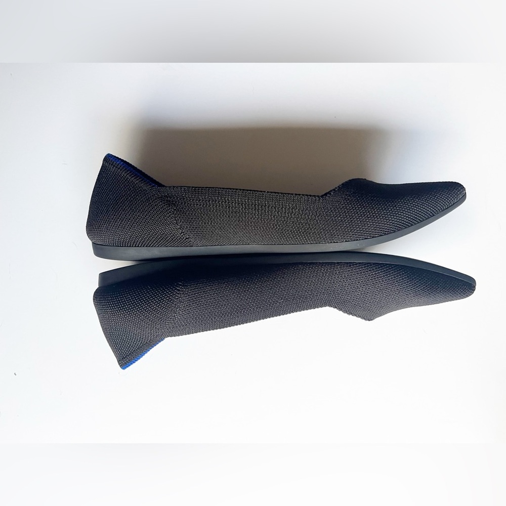 Rothy's Black Point Flats Women’s Size 7.5 - Picture 2 of 8